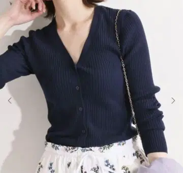 IENA LA BOUCLE DALLAS V넥 가디건 이에나 1