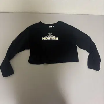 MOUSSY 블랙 크롭 긴팔 티셔츠