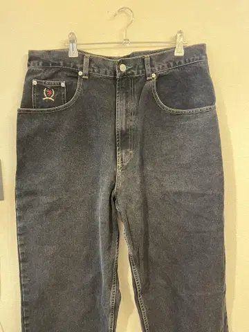 TOMMY JEANS 빈티지 다크 그레이 데님 팬츠
