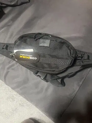그레고리 CORDURA 바디백 블랙