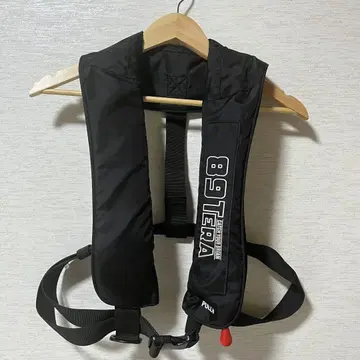 구명 조끼 89TERA 자동 팽창식, 당김 끈 포함, 블랙