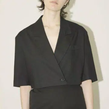 크롭 테일러드 재킷 / 클레인