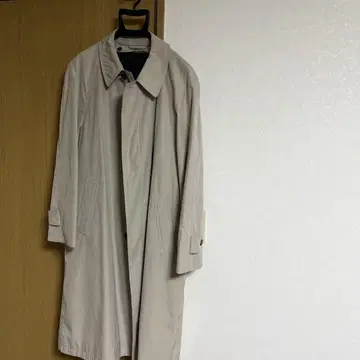D'URBAN 베이지 스텐카라 코트