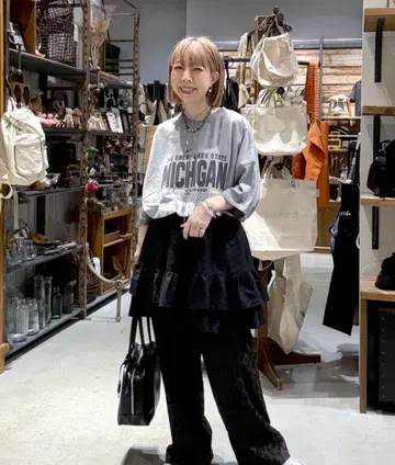 니코앤드 페이드 로고 빅 티셔츠