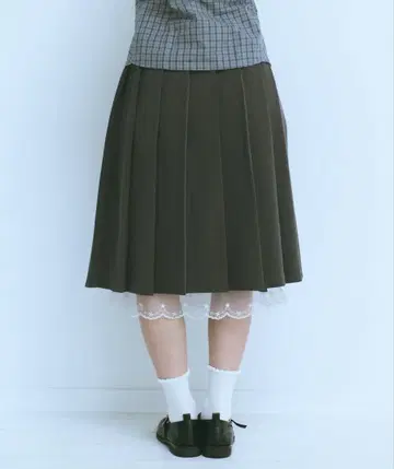 FEKETE 레이스 미디 플리츠 스커트