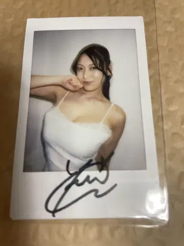 카제 케이 친필 사인 폴라로이드
