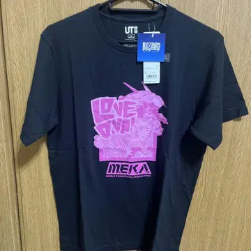 유니클로 오버워치 티셔츠 블랙 미사용
