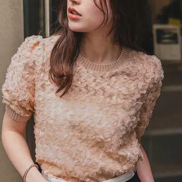 새상품급 titivate 시어 프릴 레이스 풀오버 반팔 상의 귀여운