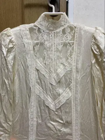 GUNNE SAX 레이스 장식 긴팔 블라우스 사이즈 3 빈티지