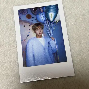 박지훈 센일 카페 폴라로이드 2