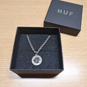 HUF 목걸이