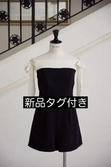 하립투 Two-Tone Ribbon Romper 블랙 M 사이즈