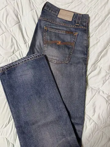Nudie Jeans 다크 블루 데님 스트레이트