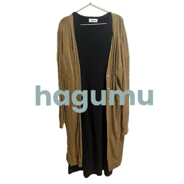 hagumu: 스웨트 블랙 원피스 & 카멜 롱 가디건 세트