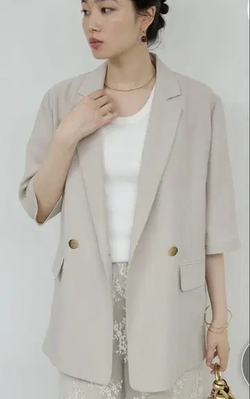 하프 슬리브 자켓