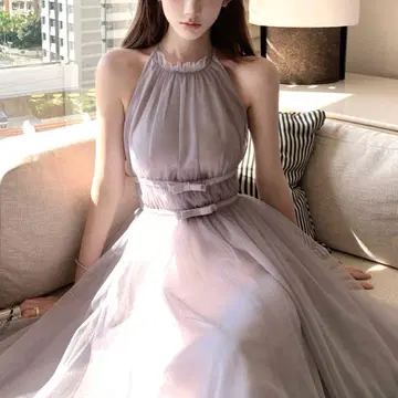연보라색 튤 하이넥 맥시 드레스