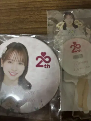 AKB48 쿠라노오 나루미 스크래치 아크릴 스탠드 & 캔뱃지