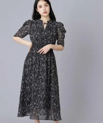 JILL by JILL STUART 셔링 라인 플라워 원피스