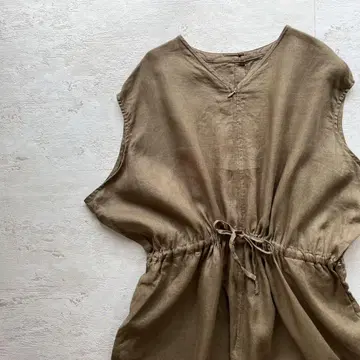 Doux Bell 린넨 카키 슬리브리스 올인원 프리 사이즈 L1