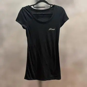 로엔 블랙 반팔 티셔츠 스컬 프린트