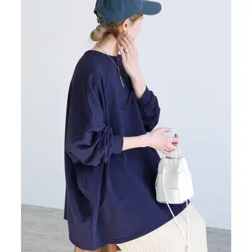 reca / 레카 / 빅 실루엣 풀오버 퍼플 네이비