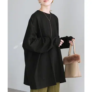 reca / 레카 / 빅 실루엣 풀오버 블랙
