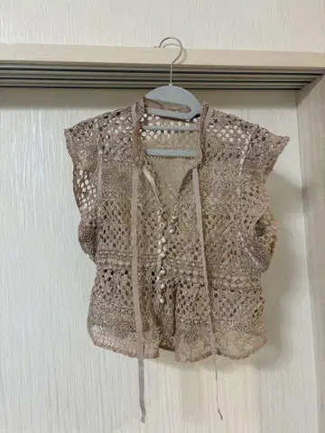 즉시 발송 인기 새상품 택 포함 SNIDEL 레이스 보타이 블라우스 상의