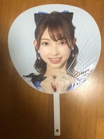 아이돌 부채 츠지노 카나미