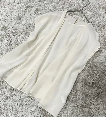 ballsey 볼지 실크 100% 프렌치 슬리브 블라우스 아이보리