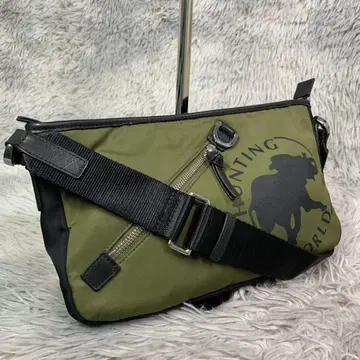 새상품급 HUNTING WORLD 숄더백 메신저 백