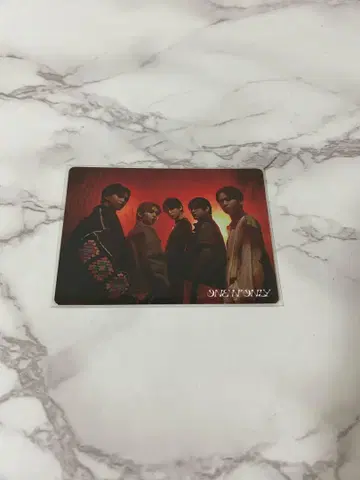 ONE N' ONLY 트레이딩 카드