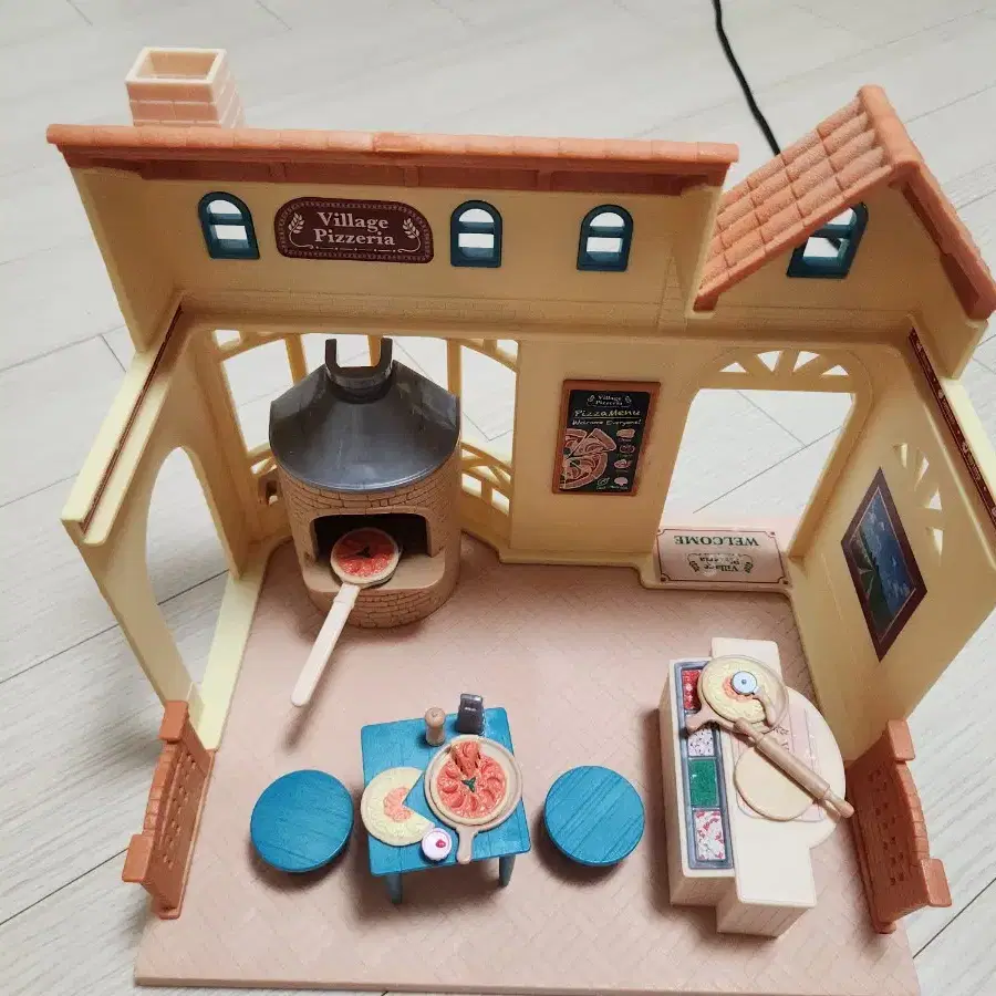 Village Pizzeria Sylvanian Families Village Pizzeria Sylvanian