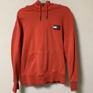 TOMMY JEANS 오렌지 후드 부착 후드티