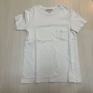 REMI RELIEF 포켓 부착 티셔츠 화이트