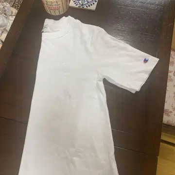 챔피온 반팔 티셔츠 M 사이즈 화이트
