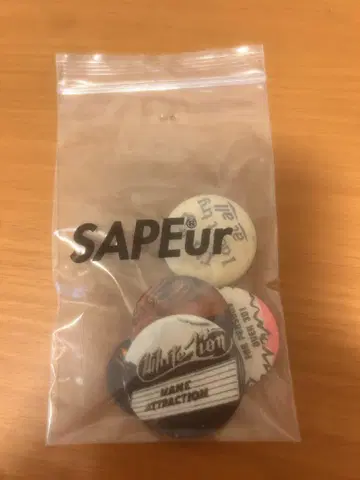 사풀 sapeur 빈티지 캔뱃지