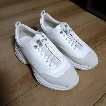 OAO 스니커즈 AUTH 화이트 통굽 26cm