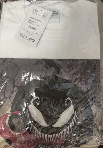 도쿄 코믹콘 한정판 스파이더맨 베놈 티셔츠 L