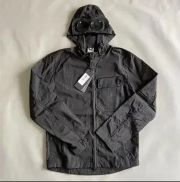 미사용 CP Company 다기능 UV 차단 자켓 고글 포함