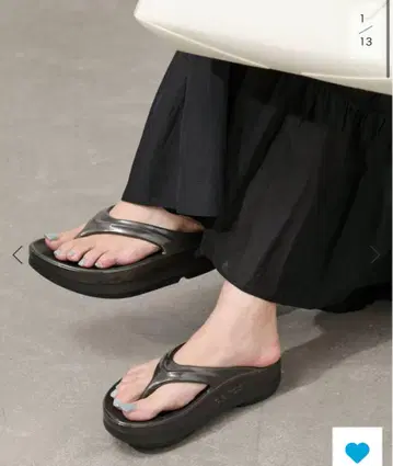 oofos oomega 24 블랙