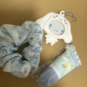 산리오 휘핑 핸드 크림 사진 배지가 달린 마스코트 시나몬