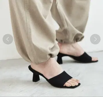 LE TALON 5.5cm 콤비 힐 뮬 샌들