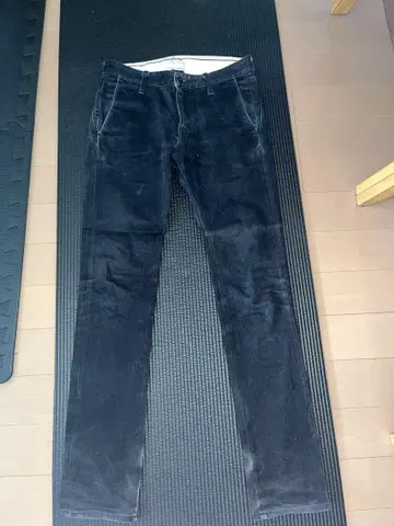 팩텀 테이퍼 핏 데님 29 블랙