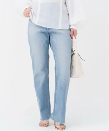 IENA YANUK 야누크 별주 LOUISE 컷오프 스트레이트 데님