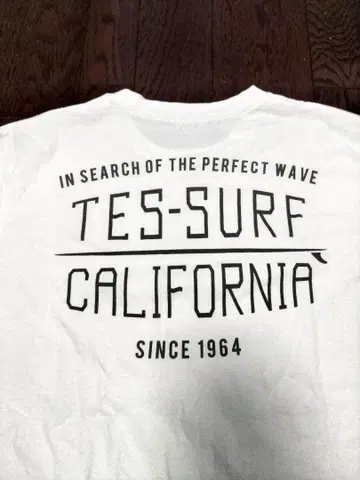 TES surf 티셔츠 L 화이트 레드 박스 로고