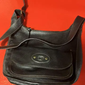 UGG 블랙 가죽 숄더백