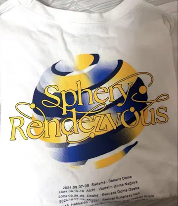 Sphery Rendezvous Tour TEE/WHITE 엘르 사이즈