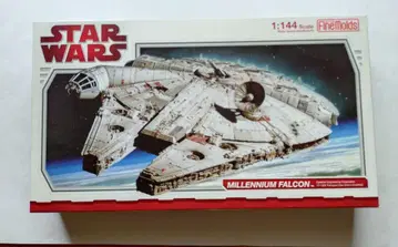 STAR WARS/스타 워즈 밀레니엄 팔콘 1/144