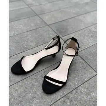 마리안 앵클 스트랩 샌들 블랙 스웨이드 앵클 스트랩