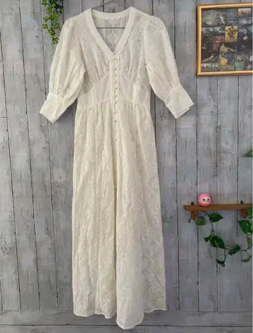 COCODEAL 코코딜 화이트 롱 원피스 반팔 볼륨 소매